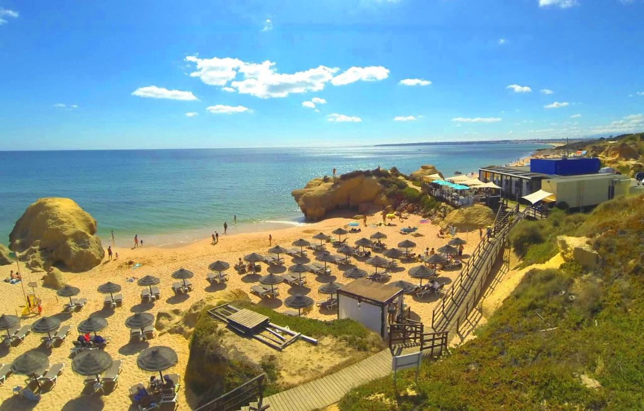 Apartment Algarve - Beach Front - Free Wifi - Air Con Armação de Pêra Buitenkant foto